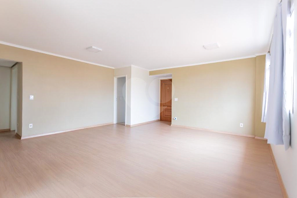 Apartamento à venda com 3 quartos, 128m² - Foto 15