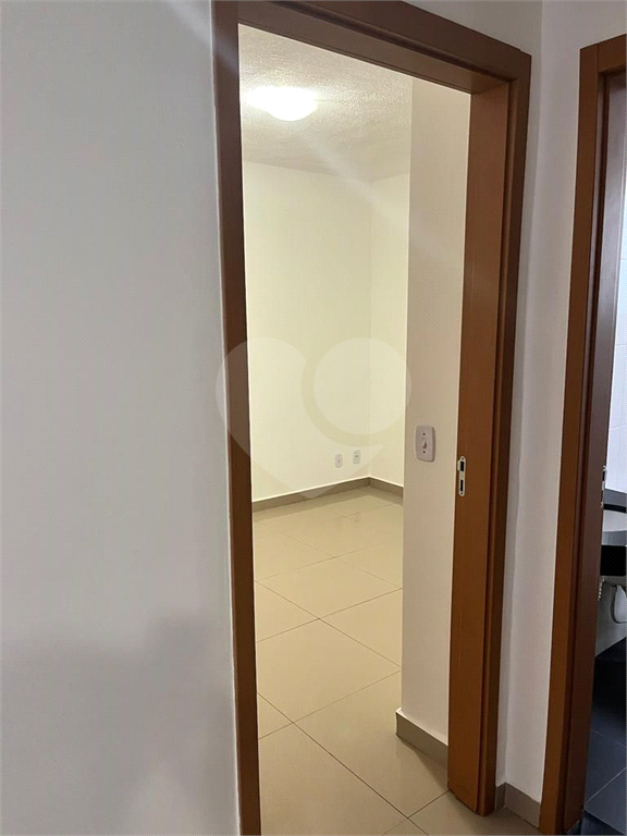 Apartamento à venda com 2 quartos, 45m² - Foto 4