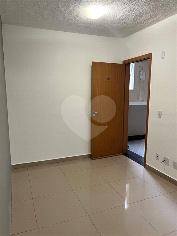 Apartamento à venda com 2 quartos, 45m² - Foto 15