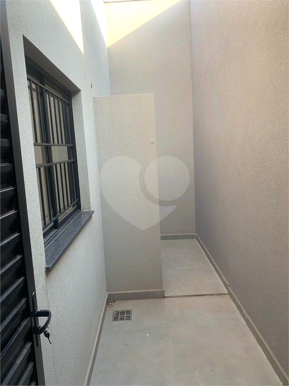 Casa à venda com 2 quartos, 65m² - Foto 13