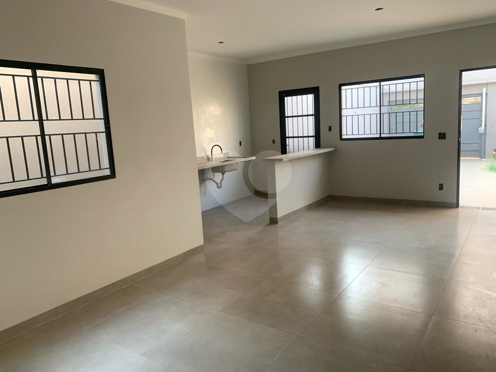 Casa à venda com 2 quartos, 65m² - Foto 10