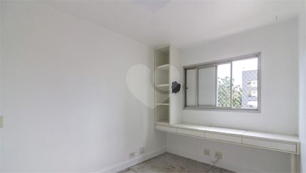 APARTAMENTO em BELA VISTA