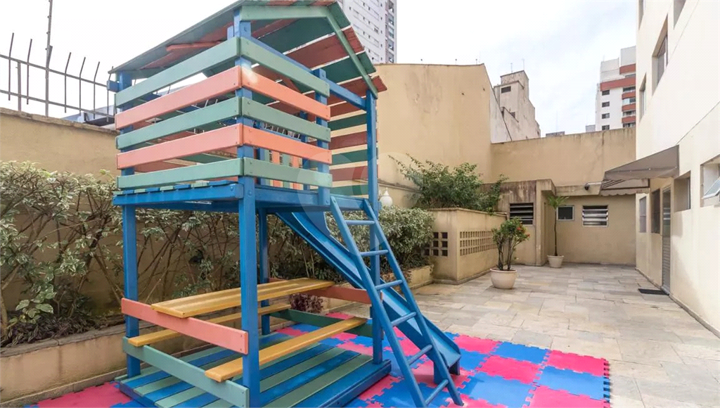 APARTAMENTO em BELA VISTA