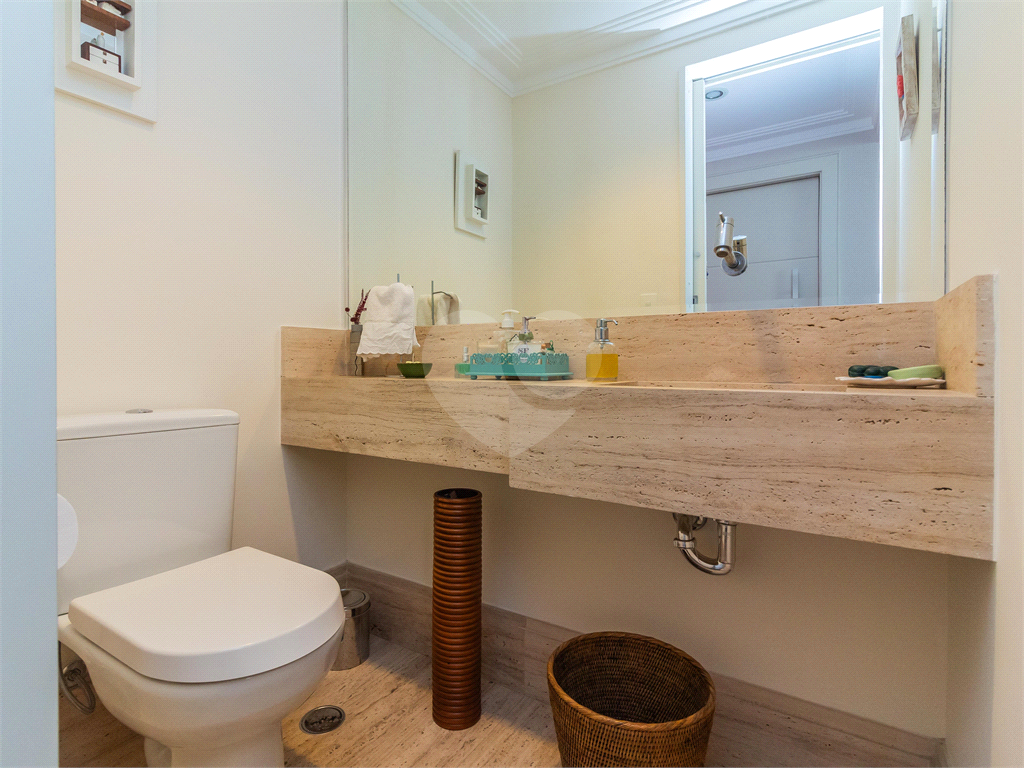 Apartamento 171m² 3 suítes, varanda gourmet 4 vagas lazer completo em Perdizes