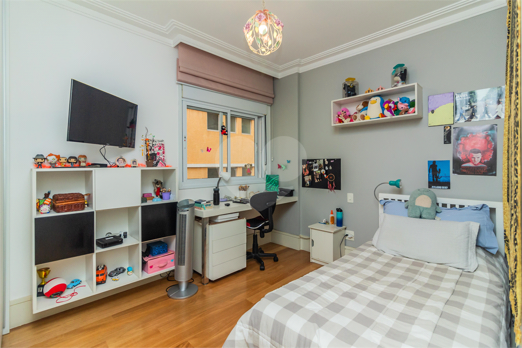 Apartamento 171m² 3 suítes, varanda gourmet 4 vagas lazer completo em Perdizes