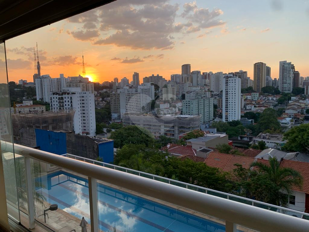 Apartamento 171m² 3 suítes, varanda gourmet 4 vagas lazer completo em Perdizes