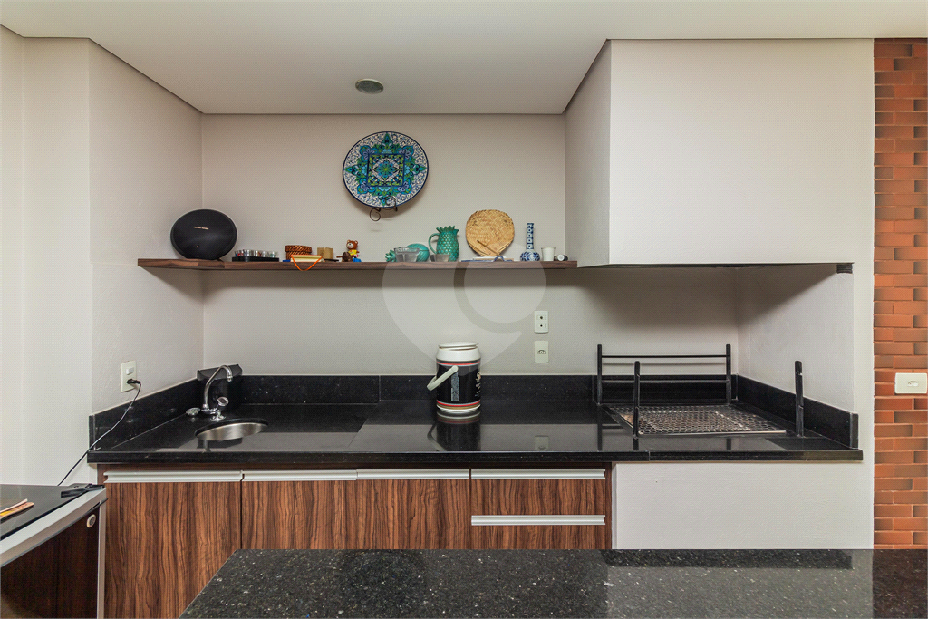 Apartamento 171m² 3 suítes, varanda gourmet 4 vagas lazer completo em Perdizes