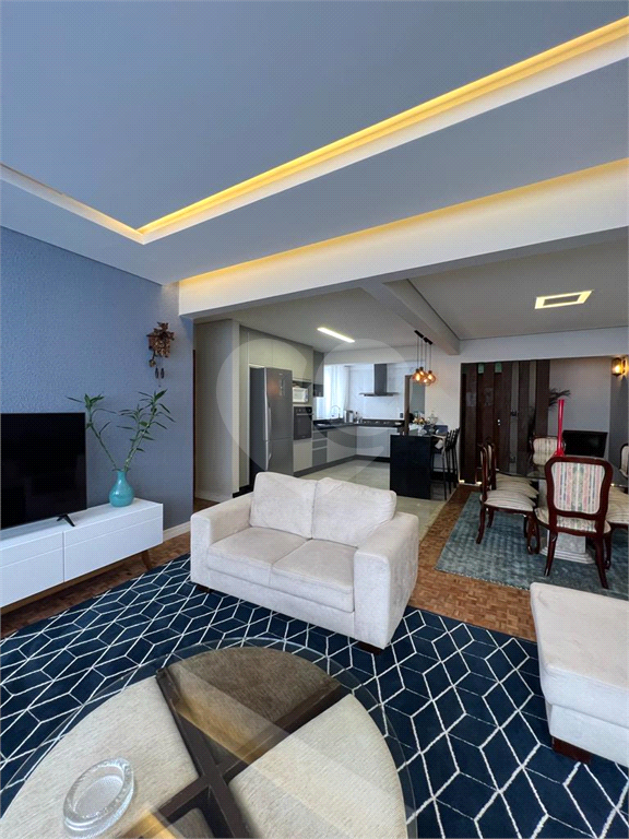 Apartamento à venda com 3 quartos, 160m² - Foto 15