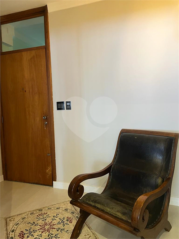 Apartamento à venda com 3 quartos, 160m² - Foto 16