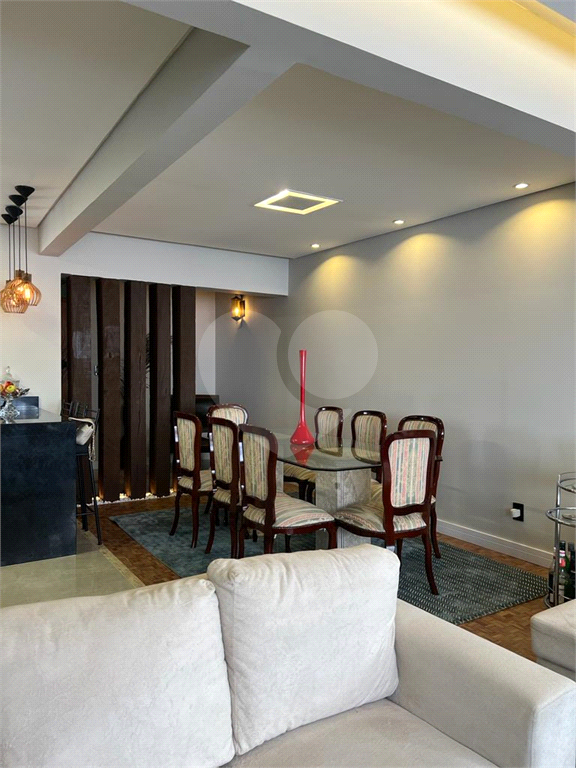 Apartamento à venda com 3 quartos, 160m² - Foto 19