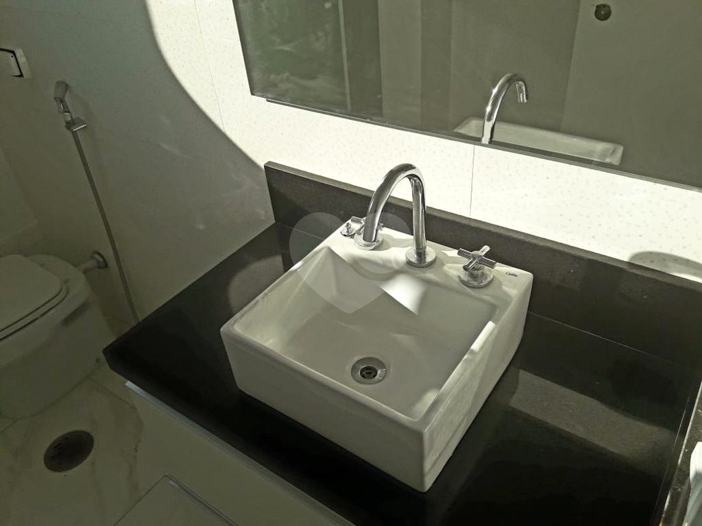 APARTAMENTO em SANTANA