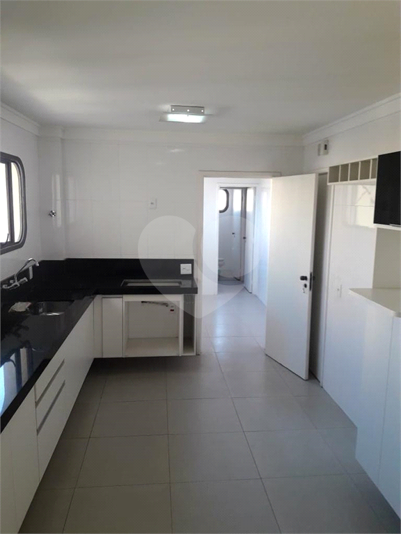 APARTAMENTO em SANTANA