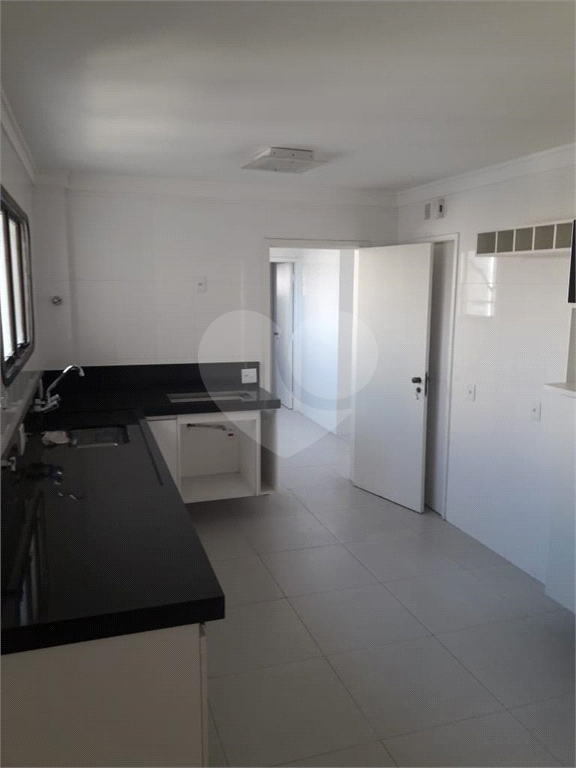 APARTAMENTO em SANTANA