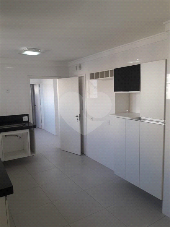 APARTAMENTO em SANTANA