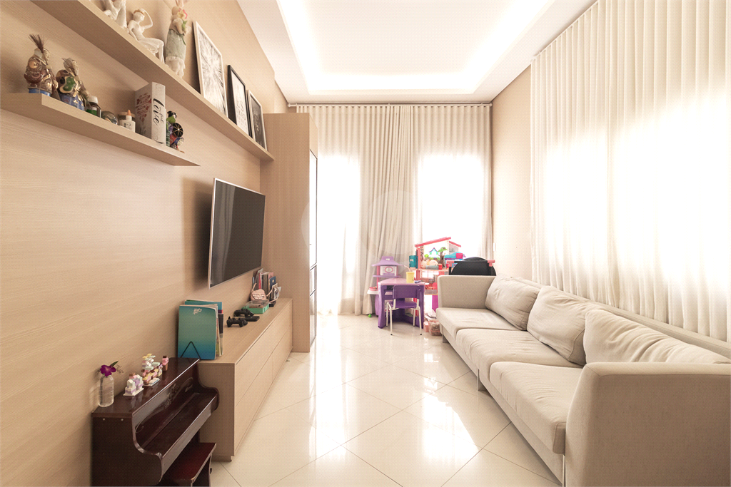 Sobrado, 6 quartos, 176 m² - Foto 3