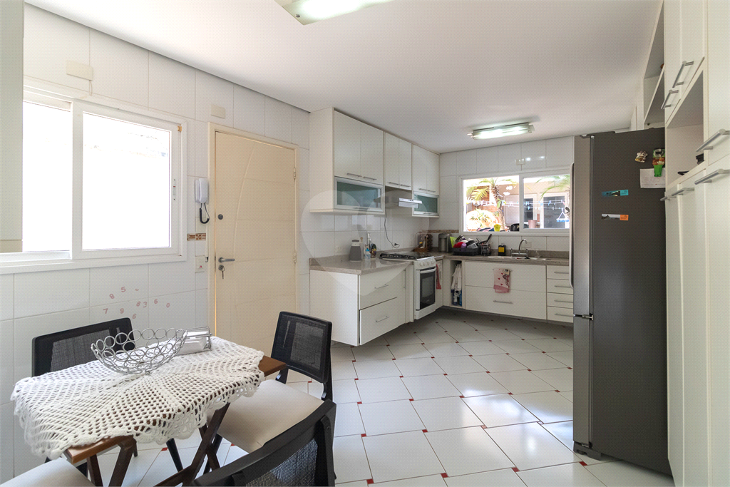 Sobrado, 6 quartos, 176 m² - Foto 8