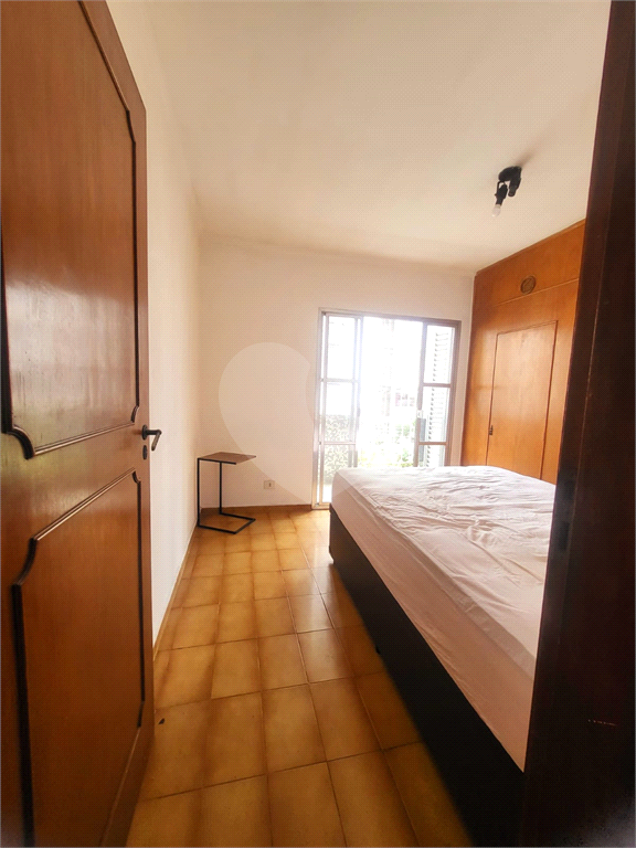 Santana, Imóvel com 2 dorms, sala ampla, cozinha ampla e area de serviço, ao todo são 66m2.