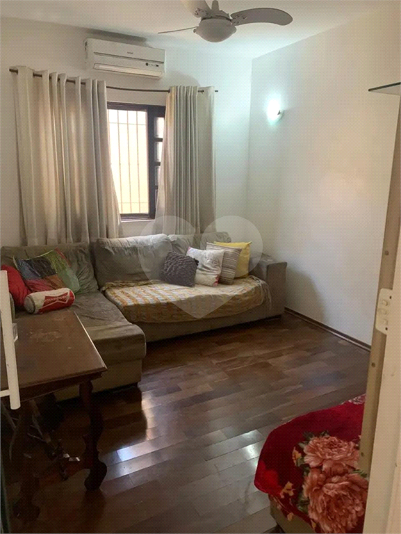 Casa à venda com 3 quartos, 230m² - Foto 18