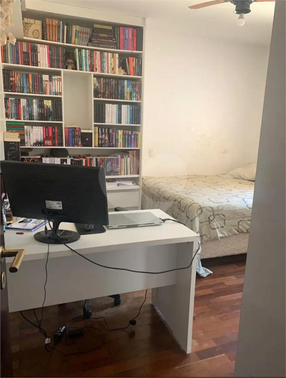 Casa à venda com 3 quartos, 230m² - Foto 14