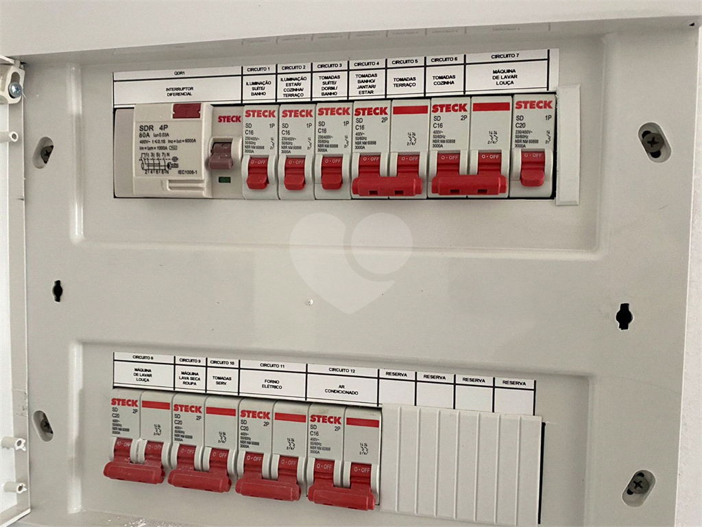 A poucos passos do Metrô e Shopping Tucuruvi Apartamento Studio novo pronto para morar!!