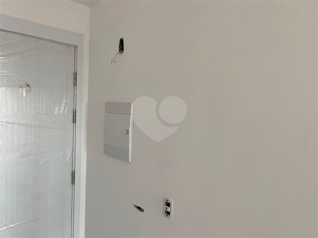 A poucos passos do Metrô e Shopping Tucuruvi Apartamento Studio novo pronto para morar!!