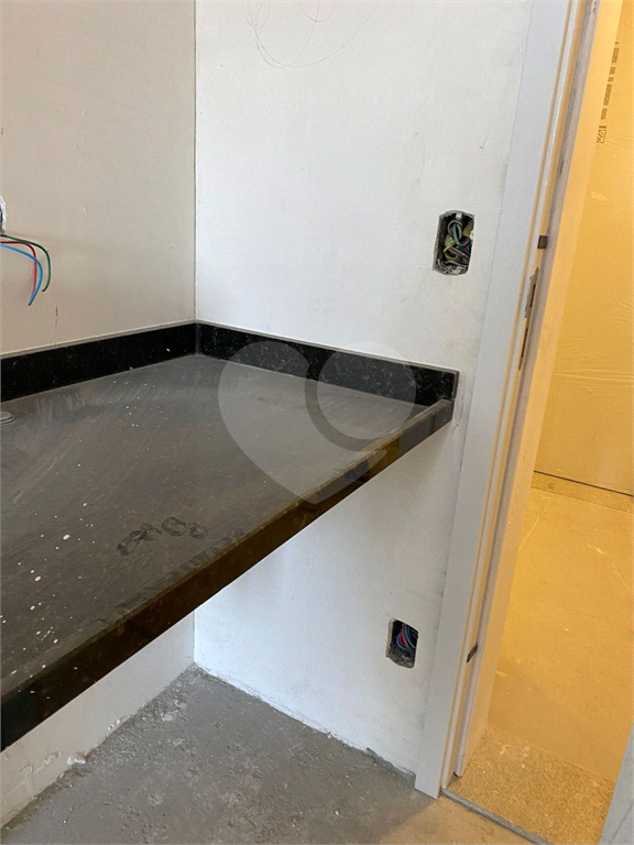 A poucos passos do Metrô e Shopping Tucuruvi Apartamento Studio novo pronto para morar!!