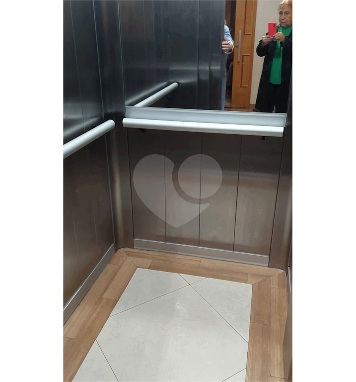 Prédio Comercial na Barra Funda 