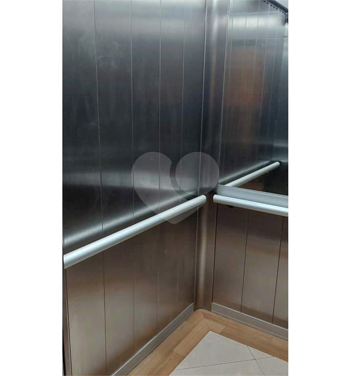 Prédio Comercial na Barra Funda 