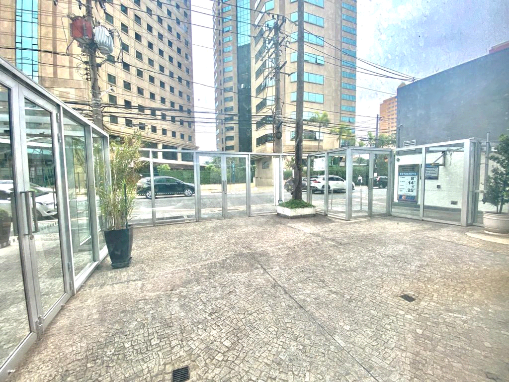 SALAS em MOEMA