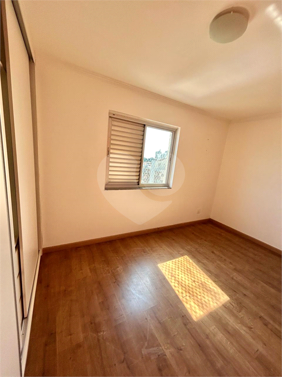 Apartamento na saúde, 3 dormitórios 1 suíte e 2 vagas 