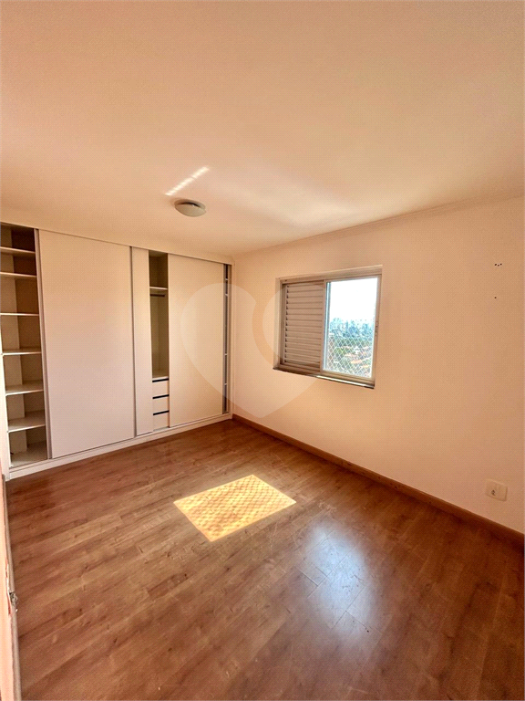 Apartamento na saúde, 3 dormitórios 1 suíte e 2 vagas 