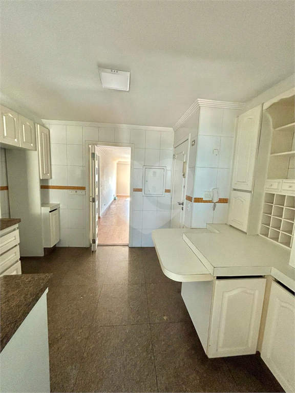 Apartamento na saúde, 3 dormitórios 1 suíte e 2 vagas 