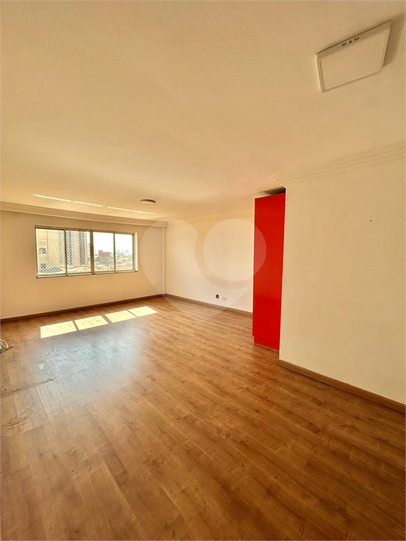 Apartamento na saúde, 3 dormitórios 1 suíte e 2 vagas 