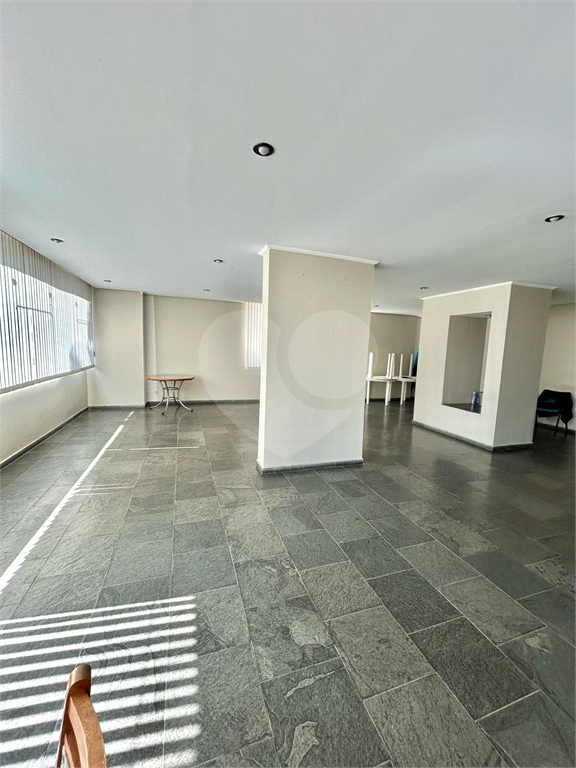 Apartamento na saúde, 3 dormitórios 1 suíte e 2 vagas 
