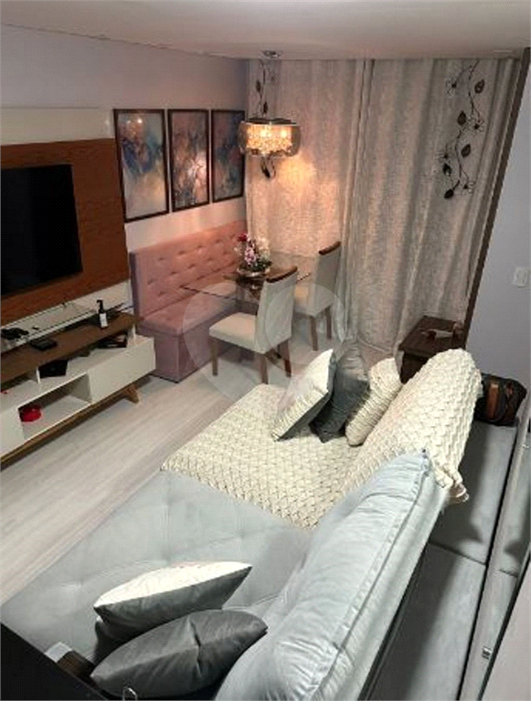 APARTAMENTO em TREMEMBÉ