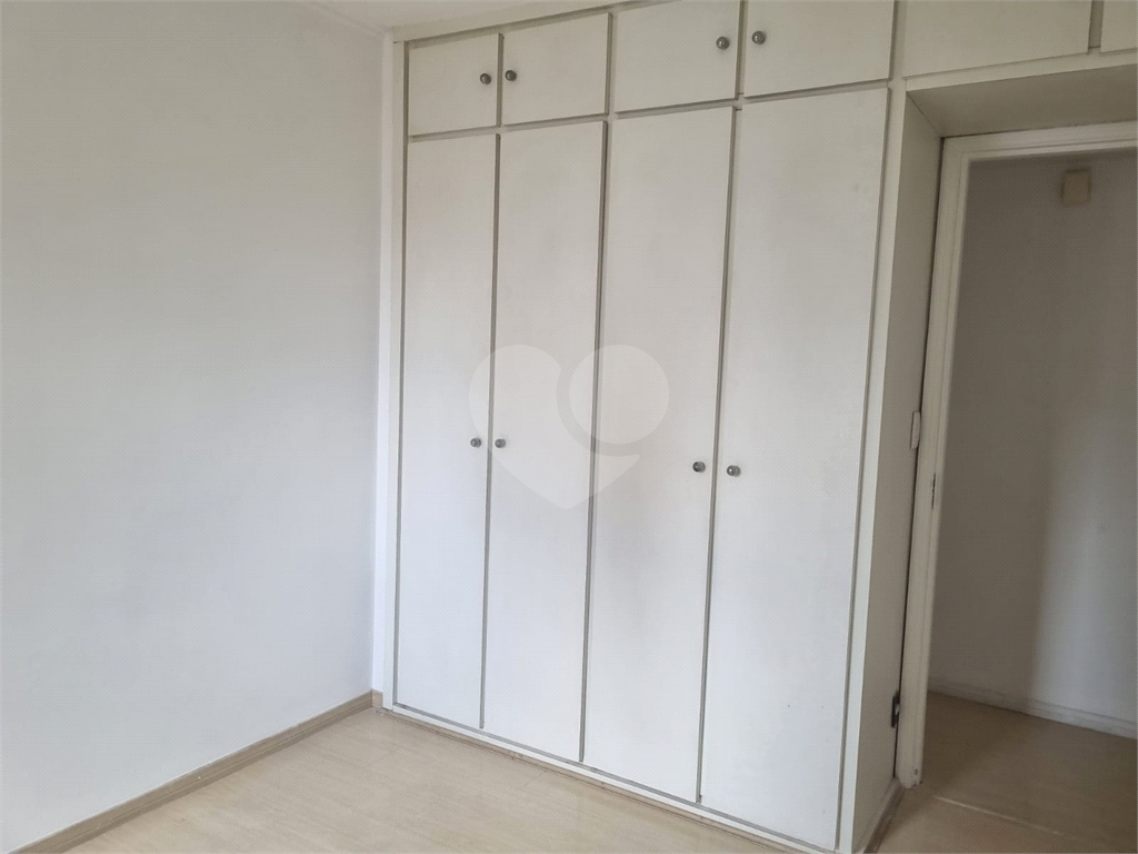 APARTAMENTO em SANTANA
