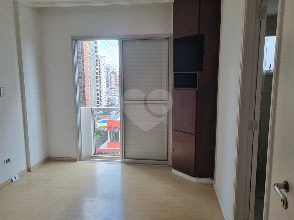 APARTAMENTO em SANTANA