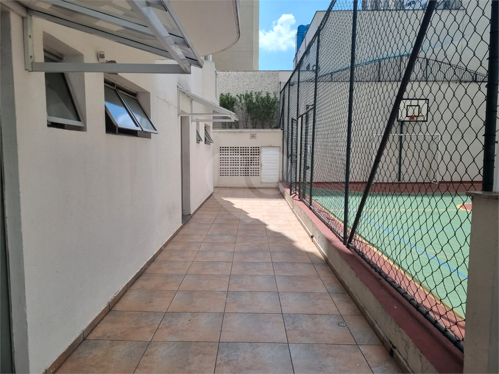 APARTAMENTO em SANTANA