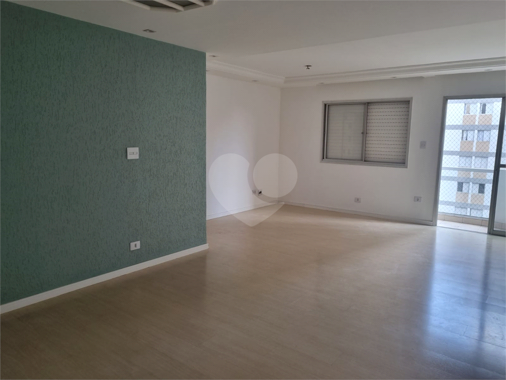 APARTAMENTO em SANTANA