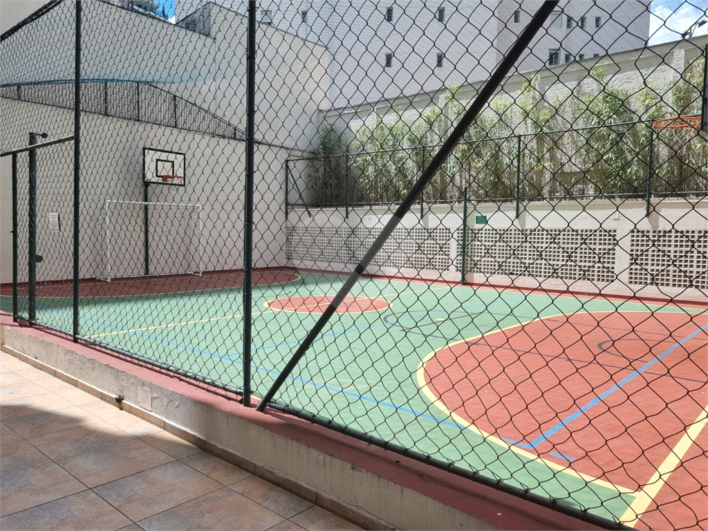 APARTAMENTO em SANTANA