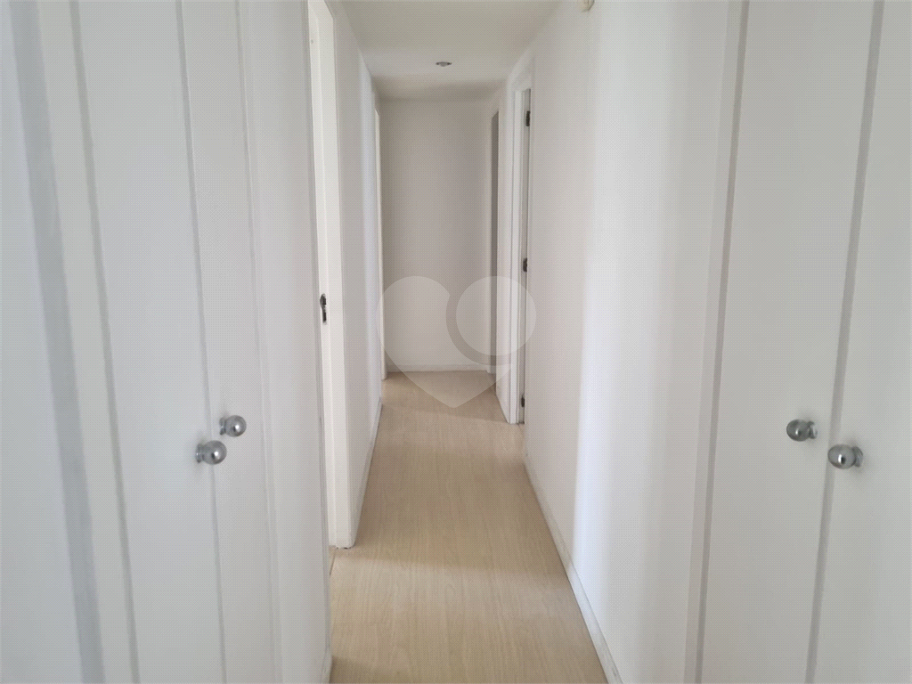 APARTAMENTO em SANTANA