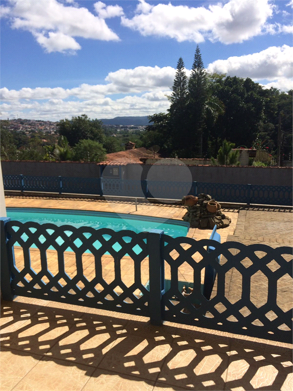 Casa em Atibaia com Piscina 