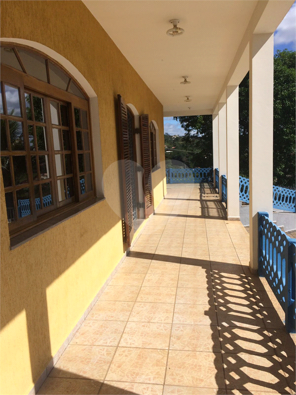 Casa em Atibaia com Piscina 