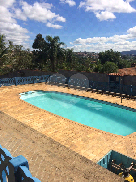Casa em Atibaia com Piscina 