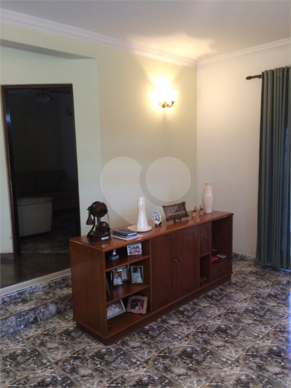 Casa em Atibaia com Piscina 