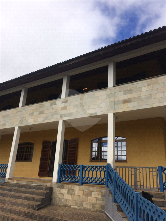 Casa em Atibaia com Piscina 