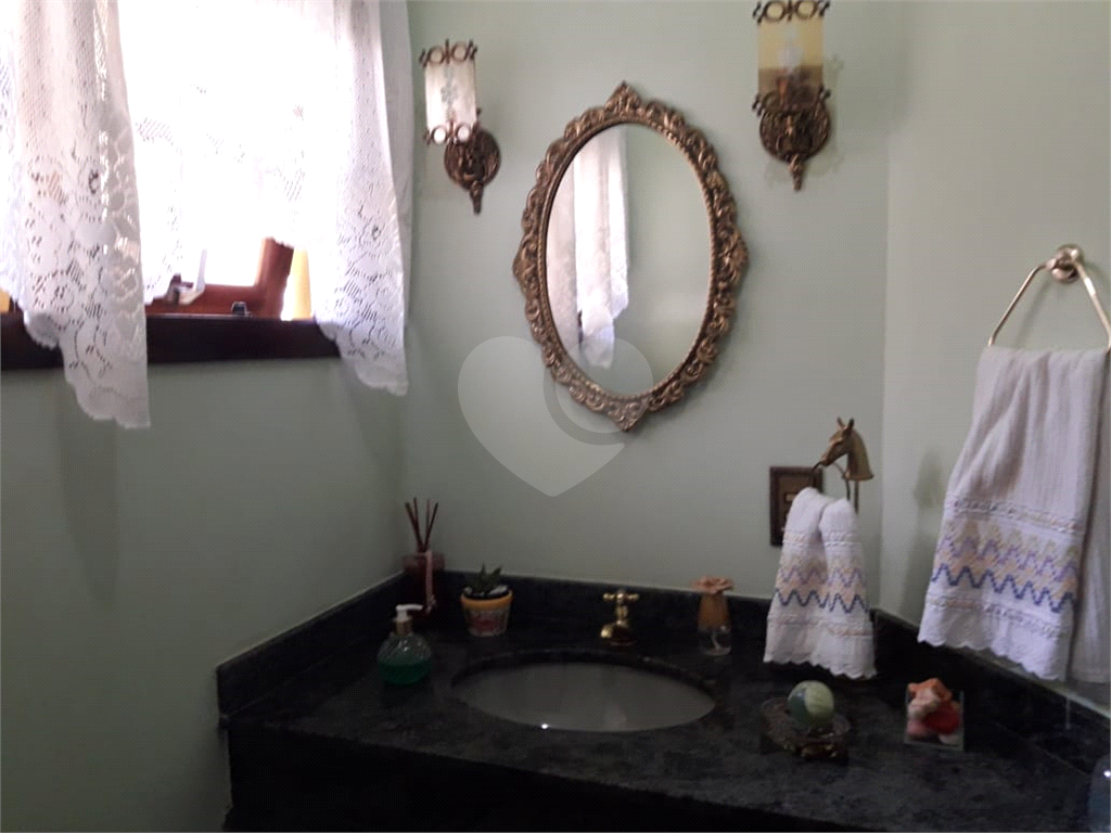 Casa de Condomínio à venda com 4 quartos, 282m² - Foto 4