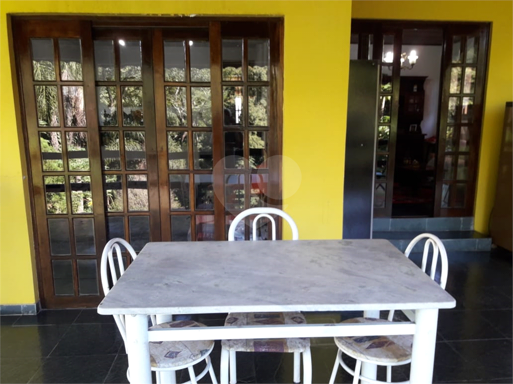 Casa de Condomínio à venda com 4 quartos, 282m² - Foto 13