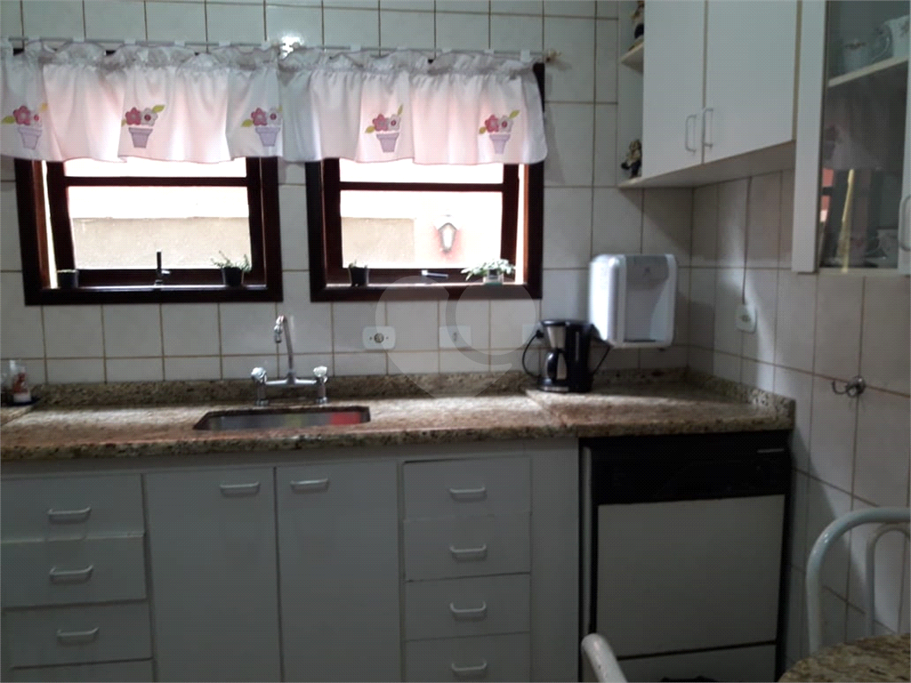 Casa de Condomínio à venda com 4 quartos, 282m² - Foto 14
