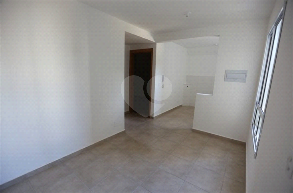 Apartamento à venda com 2 quartos, 42m² - Foto 19